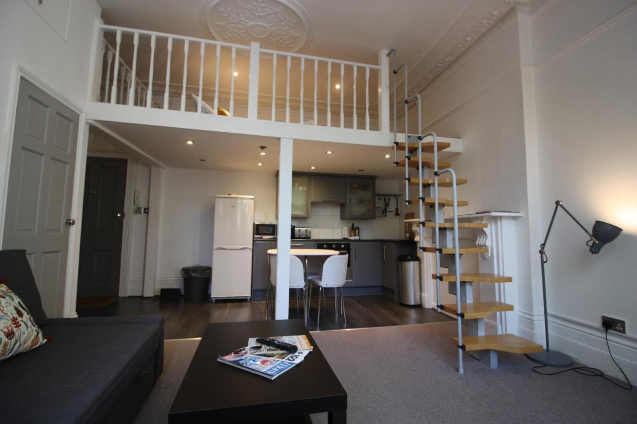 Well Appointed Garden Condo In Kensington Olympia London Bagian luar foto